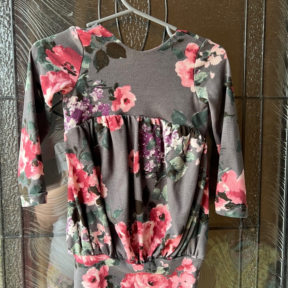 Banded long sleeve
